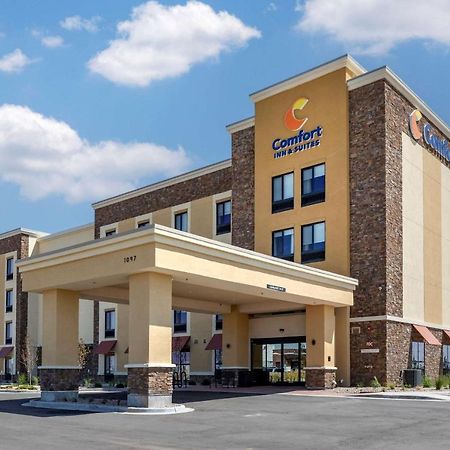 Comfort Inn & Suites Bennett Strasburg Екстер'єр фото