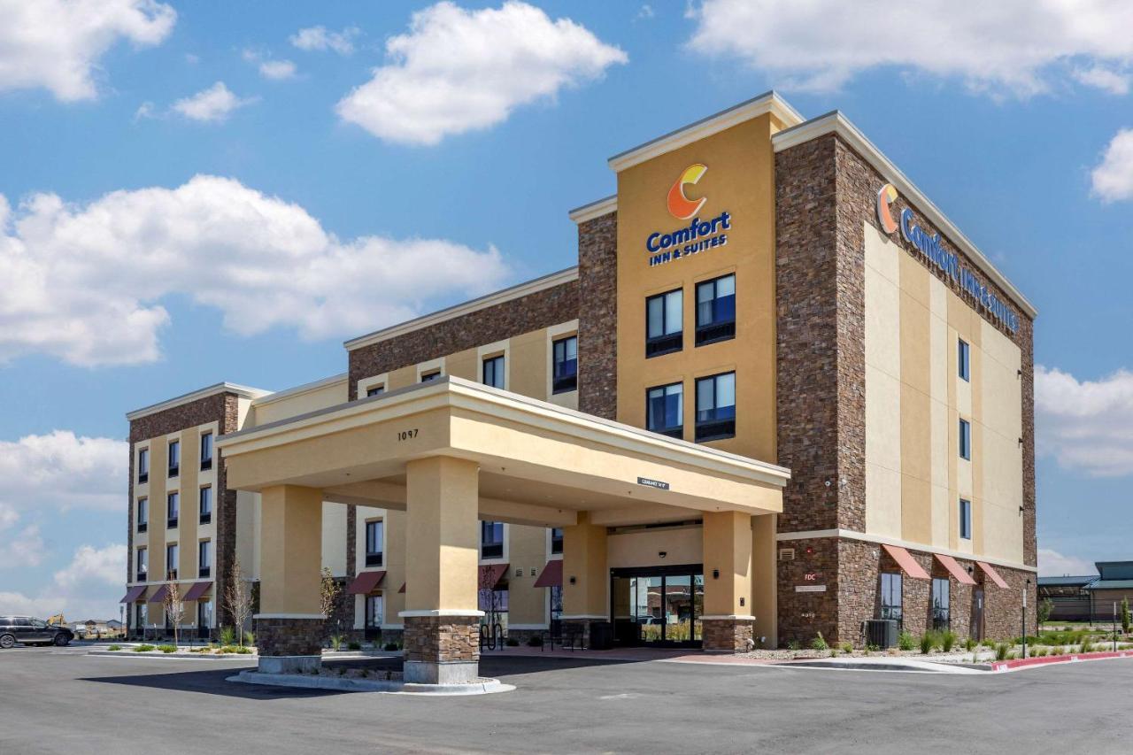 Comfort Inn & Suites Bennett Strasburg Екстер'єр фото