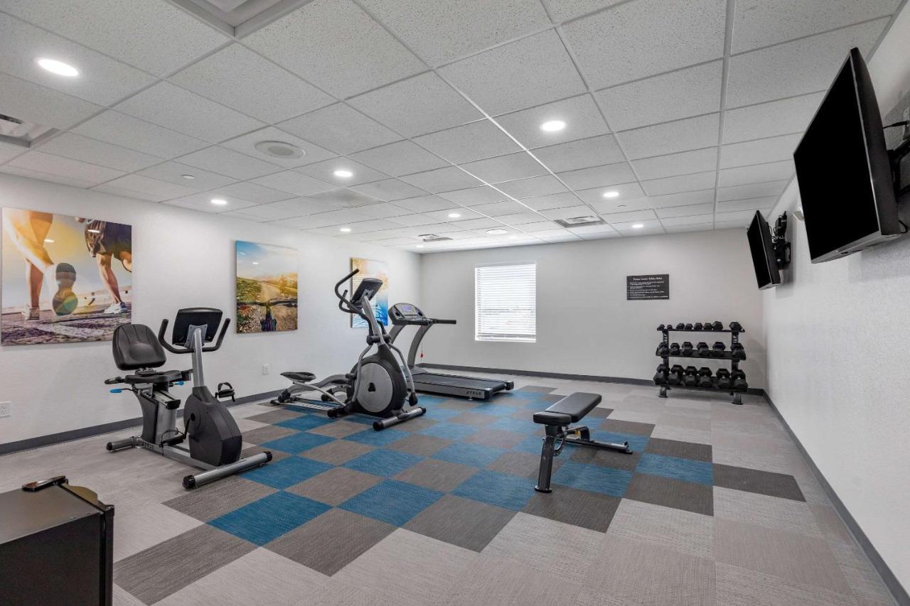 Comfort Inn & Suites Bennett Strasburg Екстер'єр фото